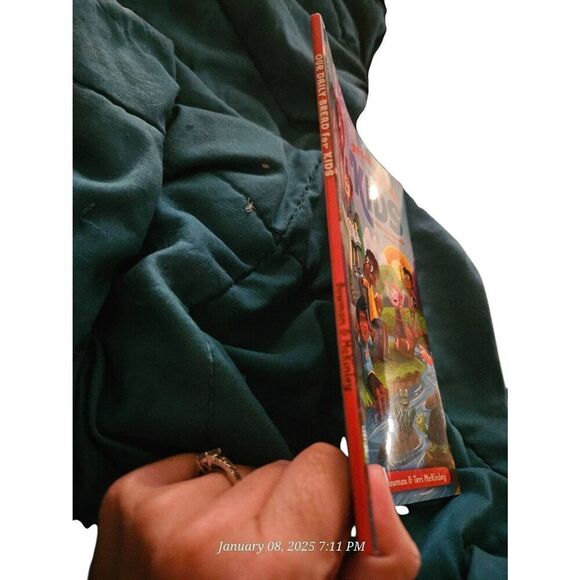 Our daily bread for kids by Crystal Bowman and Terri McKinley discovery house bo - Picture 3 of 5